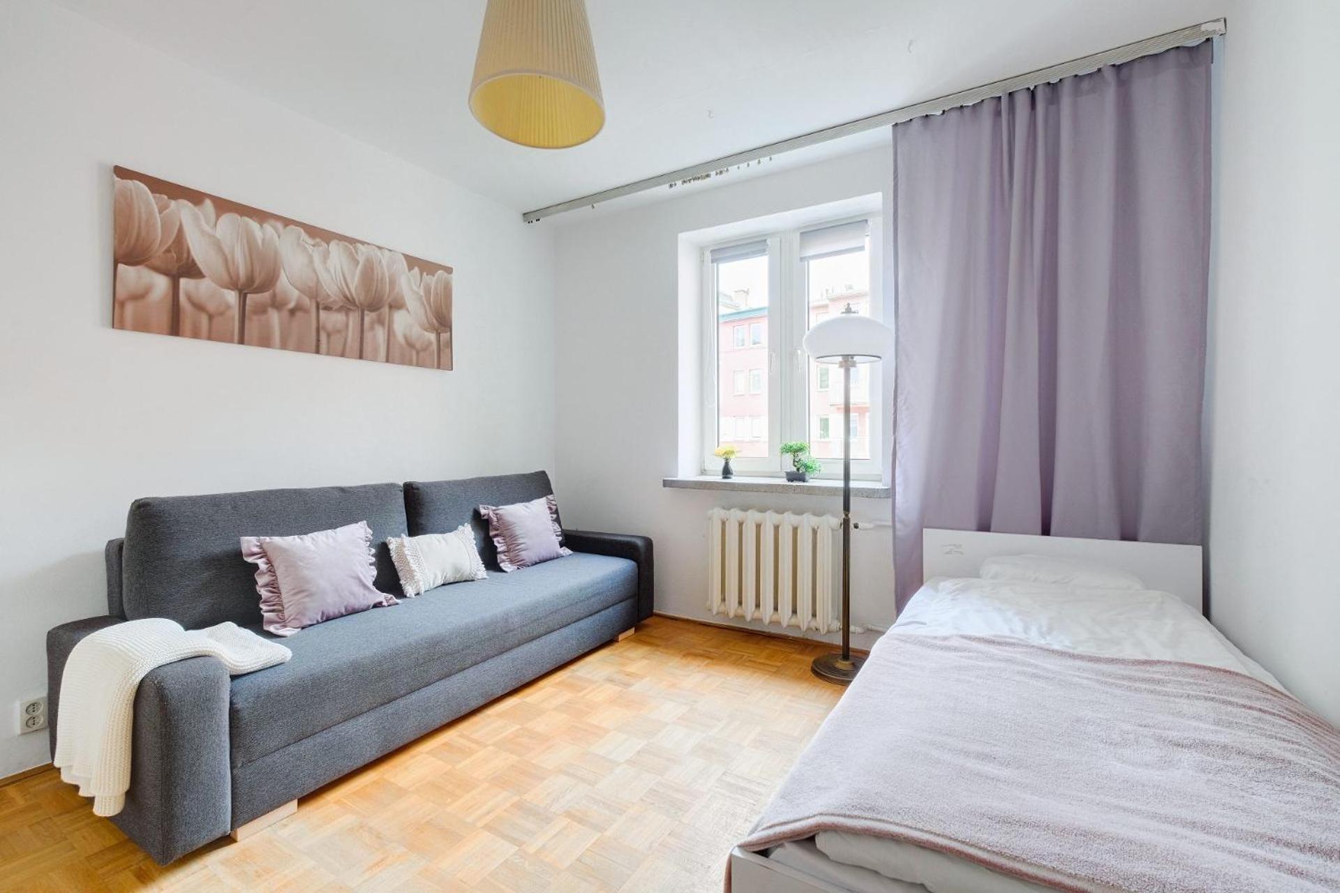Spacious Apartment In Green Location Варшава Екстер'єр фото
